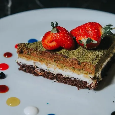 Bikka Suit&otel شقة *