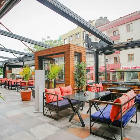 Bikka Suit&otel شقة